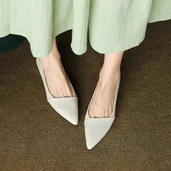Stilingų moterų batai 2023 surinkimo laisvalaikio bateliai viename spalva